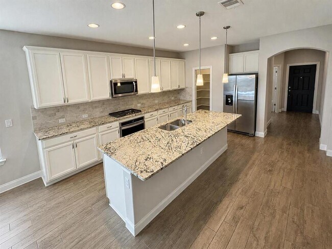 9907 Quercia Dr