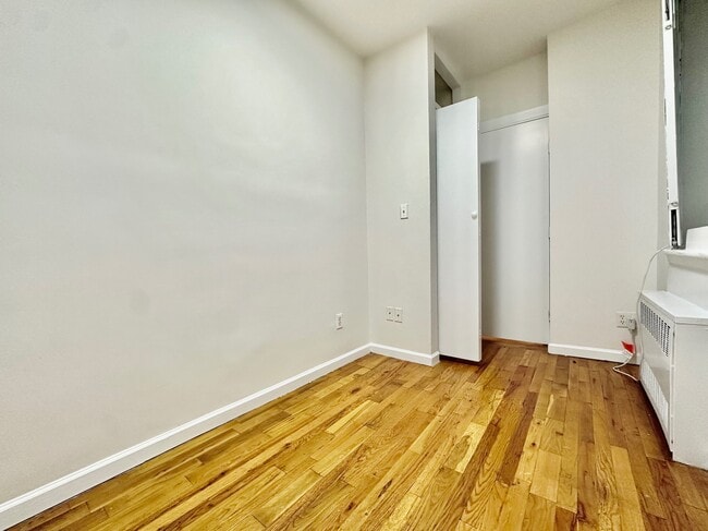 Photo - 953 Amsterdam Ave Unit 3B