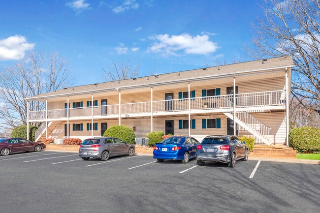 Photo - Signal Hill Apartments and Townhomes