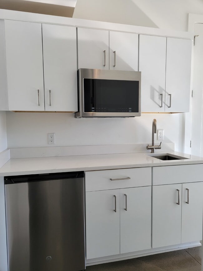 Photo - Experience Historic Germantown: Spacious 3-Bedroom Home with Rooftop overlooking Nashville!