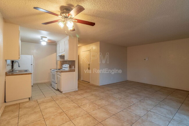 Photo - 6808 N El Dorado St