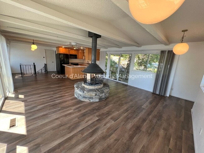 Photo - 2+ bed, 2 bath house on the Spokane River!