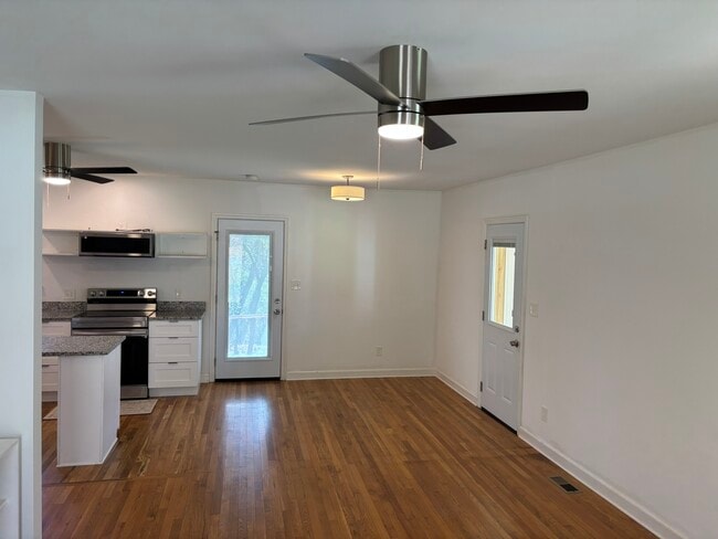 Photo - 1012 Powell Dr