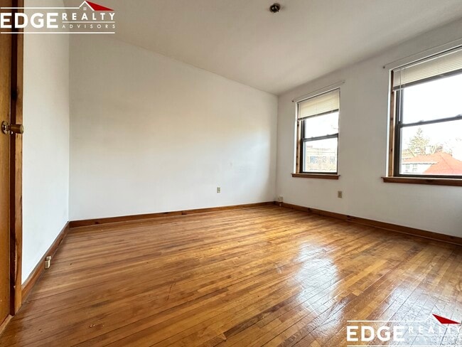 Photo - 160 Strathmore Rd Unidad 9