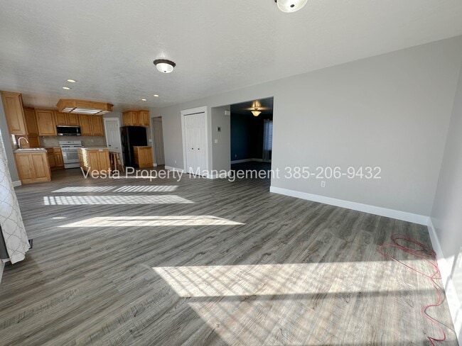 Photo - 1526 N 2530 W