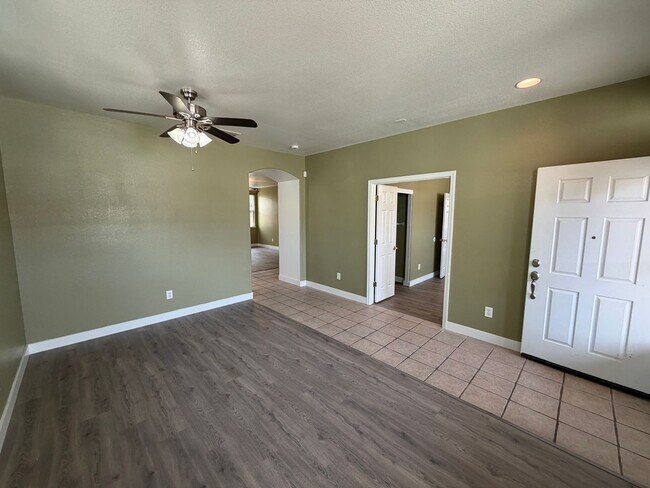 8660 Banton Cir