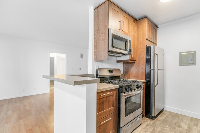 Photo - 1812 Westholme Ave