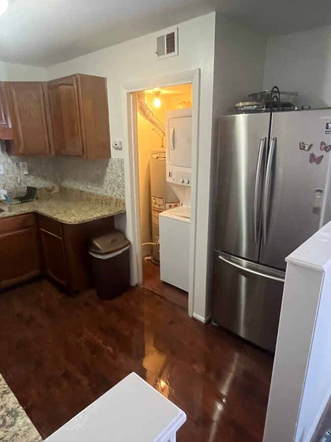 Photo - 1751 Anderson Road