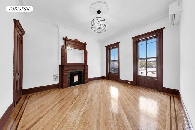 Building Photo - 209 Jefferson Ave Rental