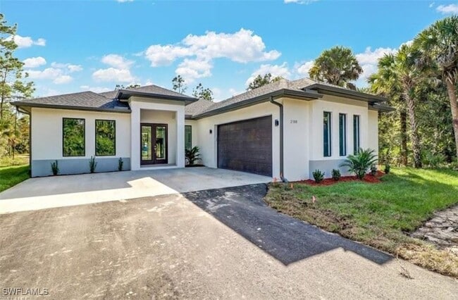 Building Photo - 2436 14th Ave NE