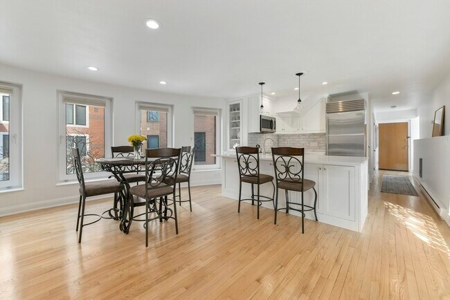 492 Beacon St Unit 82