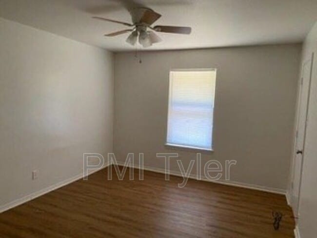 Photo - 16150 Shoshone Dr