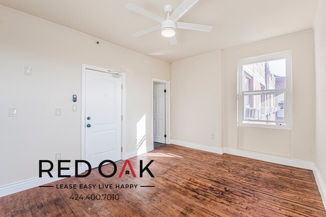 Building Photo - 2731 Beverly Blvd Unit 414