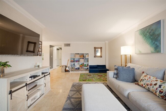 Building Photo - 1030 9th St Unit 304 Rental