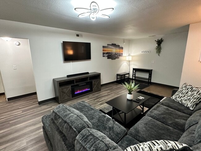 1000 Court St Unit 1002
