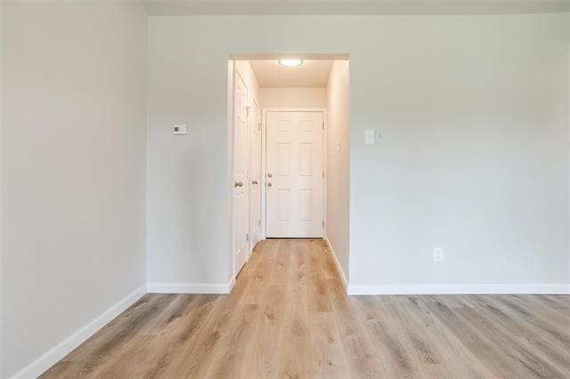 Photo - 921 Willow Cir S