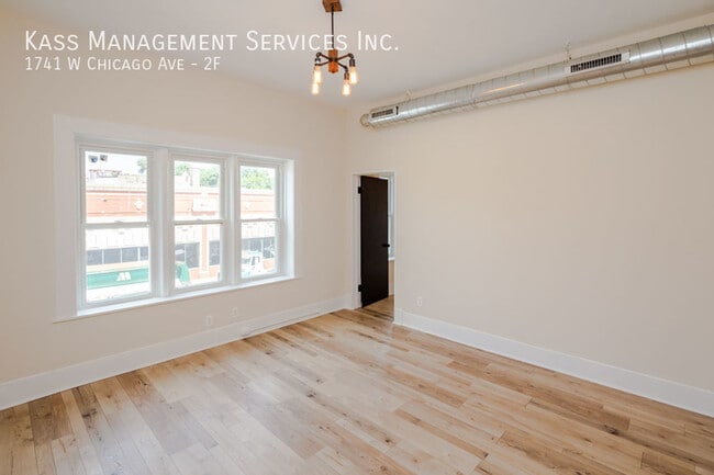 Photo - 1741 W Chicago Ave Unit 2F