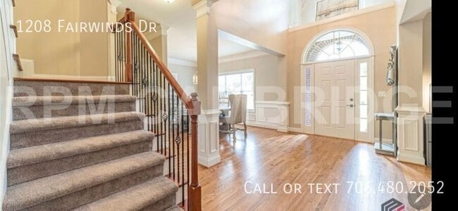 Photo - 1208 Fairwinds Dr