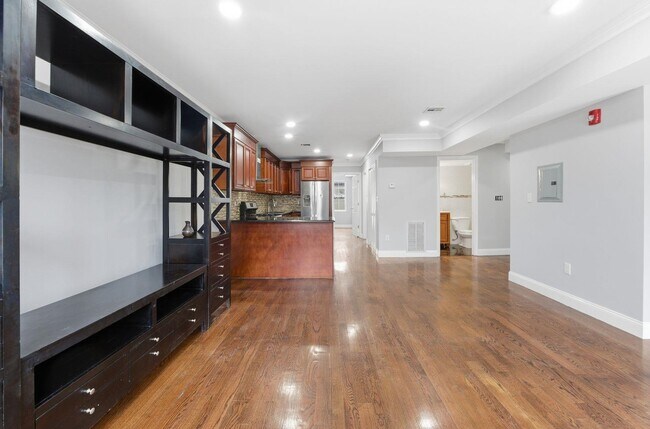 Photo - 168 New York Ave Unit 2