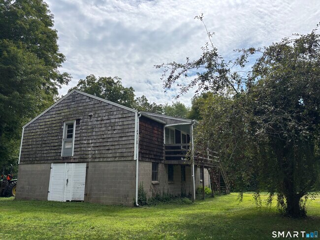 Photo - 30 Hopyard Rd