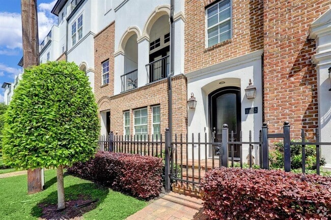 Building Photo - 1822 Dart St Rental