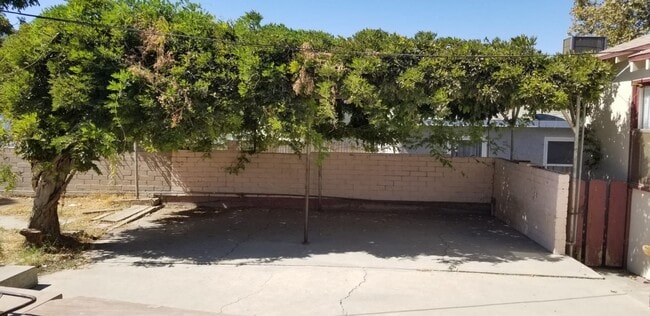 Photo - Centrally Located