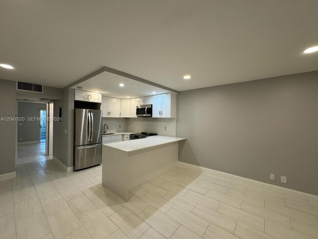 Photo - 500 Village Green Cir W Unit 215