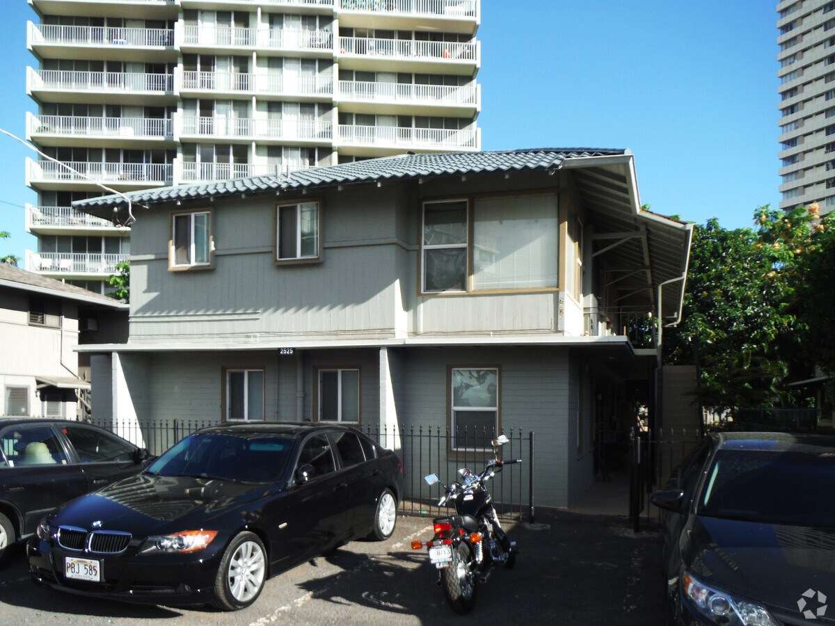 Photo - 2525 Kapiolani Blvd Apartments