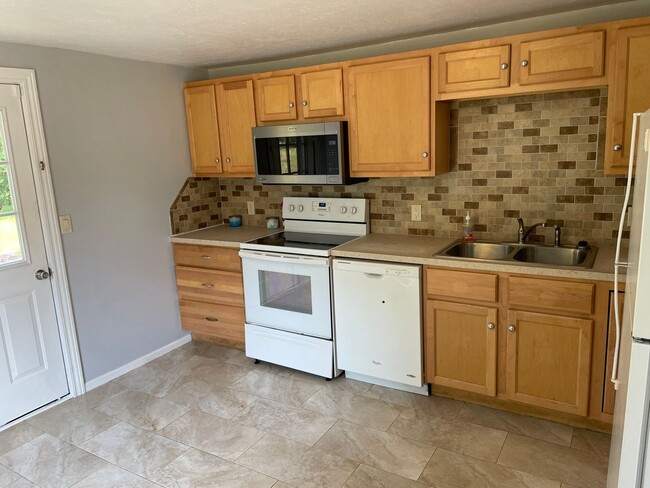 Photo - Charming 3-Bedroom Ranch Home in Comstock ...