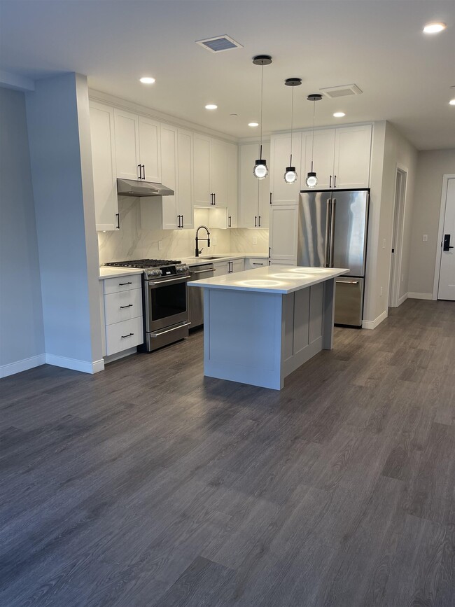 Photo - 18 Artisan Dr Unit 219