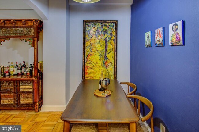 Photo - 2515 K St NW Unidad 210