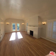 Photo - 418 S Roxbury Dr