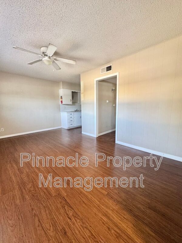 2409 W Avenue N - 2409 W Avenue N Condo Unit 2