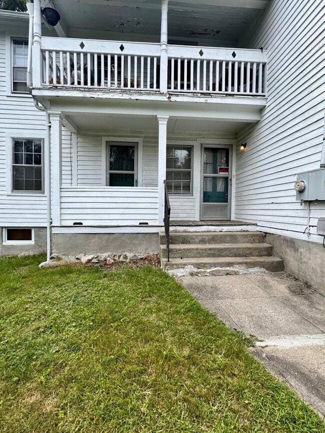 Photo - 111 Rockwell St Unit 1st Floor
