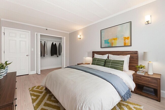 Photo - 1933 Commonwealth Ave Unidad 108 Rental