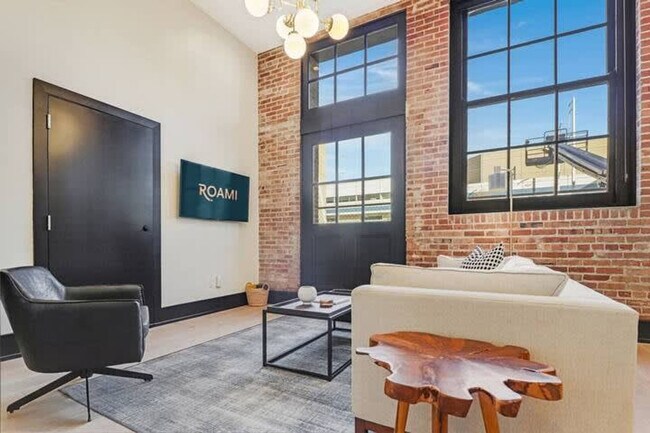 Photo - 1148 S Peters St Unit ID1268731P