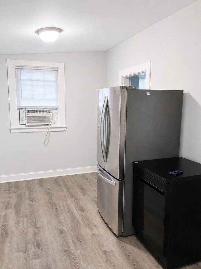 Photo - 2914 Hanes Ave Unidad A