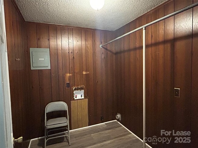 Photo - 3106 Brady Hoffman Rd