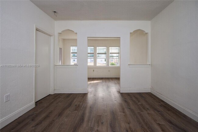 Photo - 501 SW 6th Ct Unit 215