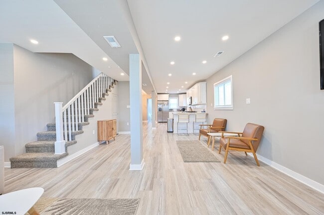 Photo - 203 N Somerset Ave