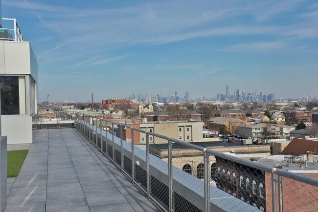 Photo - 477 Broadway Unit 503