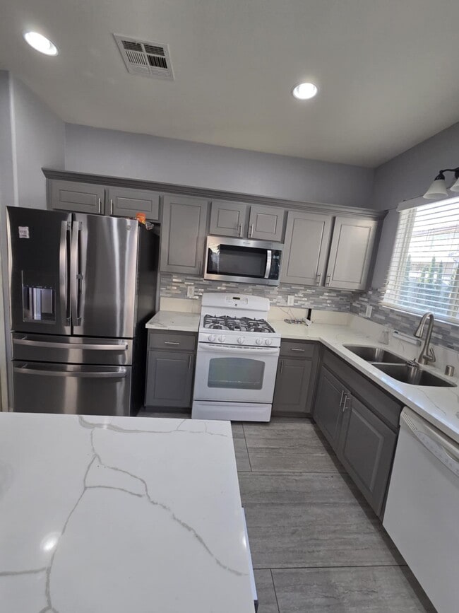 Photo - 3760 Candytuft Ridge Ave