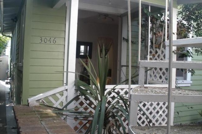 Photo - 3046 E Vista St