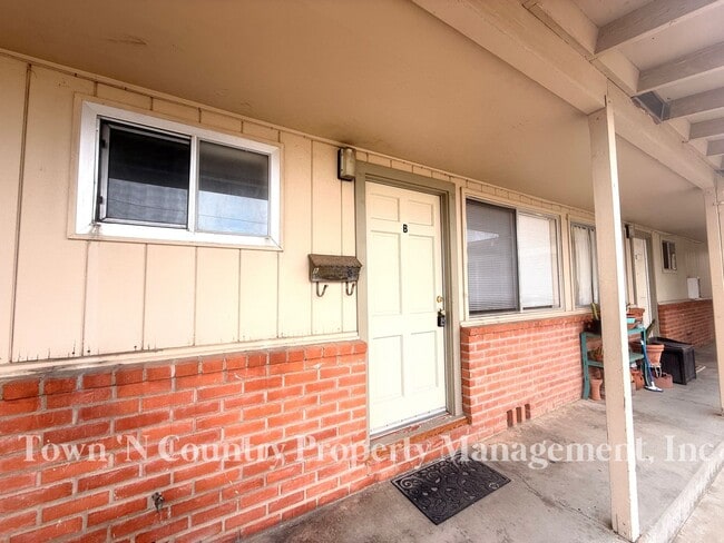 Building Photo - 239 W Alvin Dr Unit B