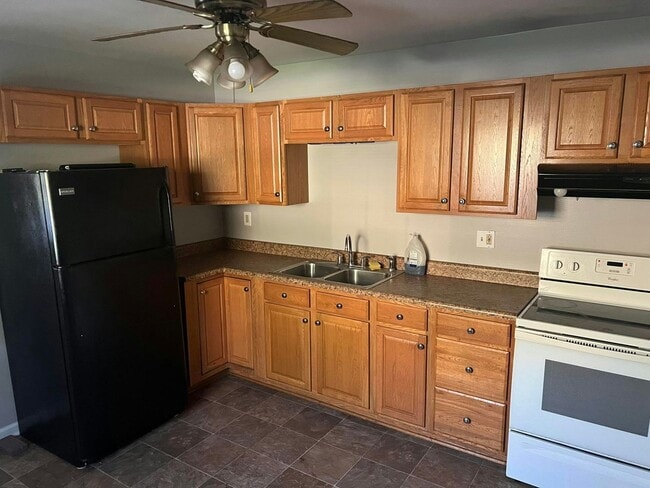 Photo - 2000 Warren St Unit 8