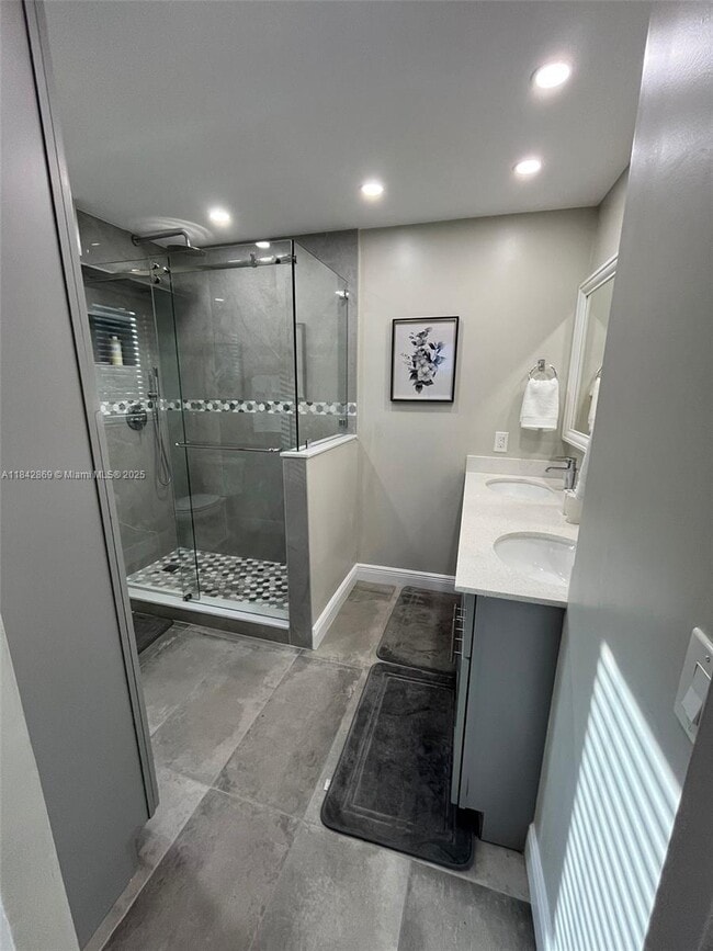 Photo - 1700 NW N River Dr Apartment Unit 706