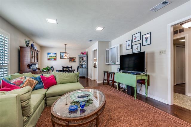 Photo - 10696 Pagewood Dr