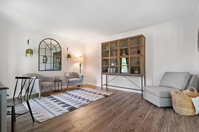 Photo - 8081 Ridgetown Ln