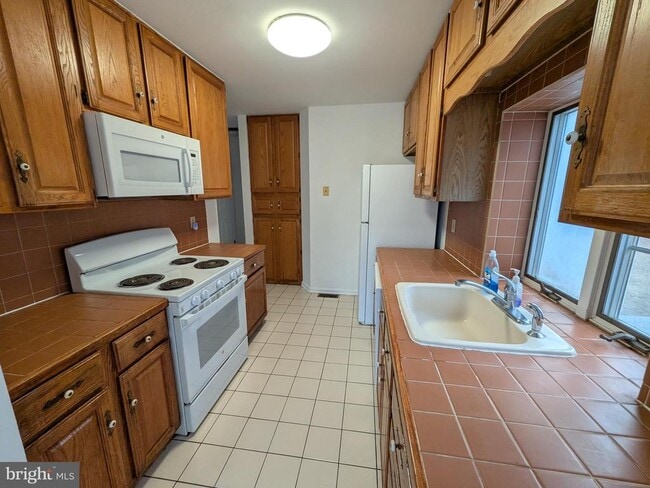 Photo - 2626 Cecil Dr