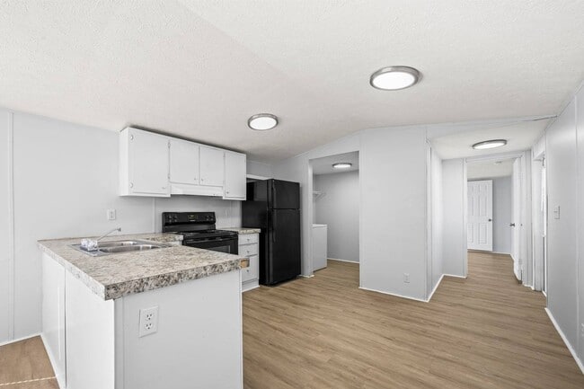 Photo - 2611 Cattail Cir